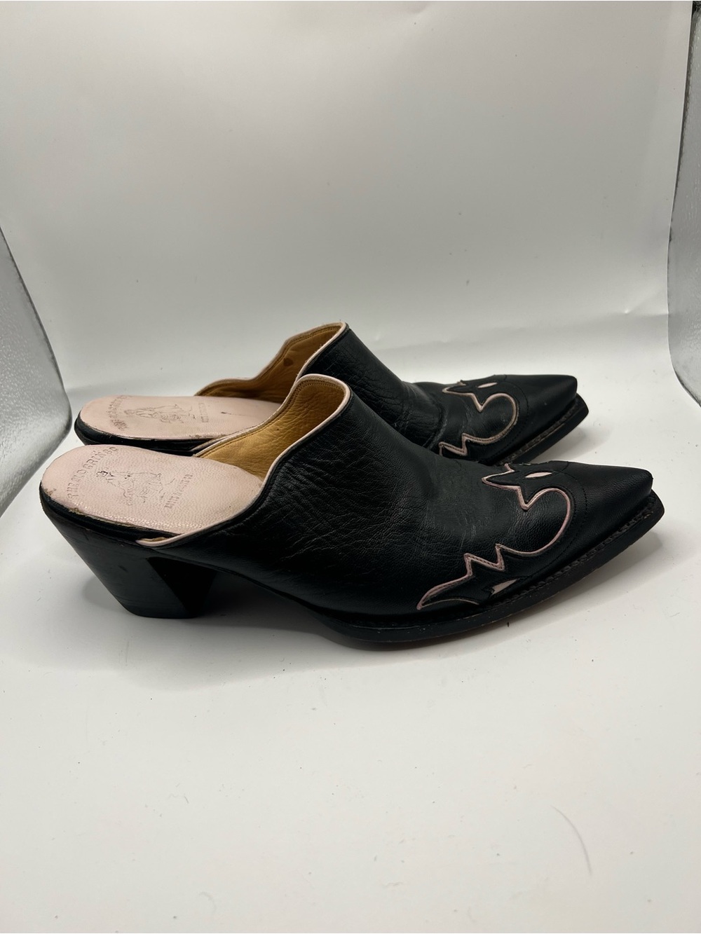 Old Gringo Black Leather Pointed Mules with Pink Trim - Picture 2 of 12